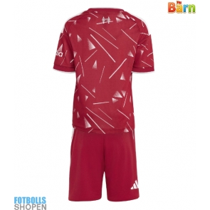 Billiga Liverpool Hemmatröja Barn 2026-27 Kortärmad (+ Korta byxor)